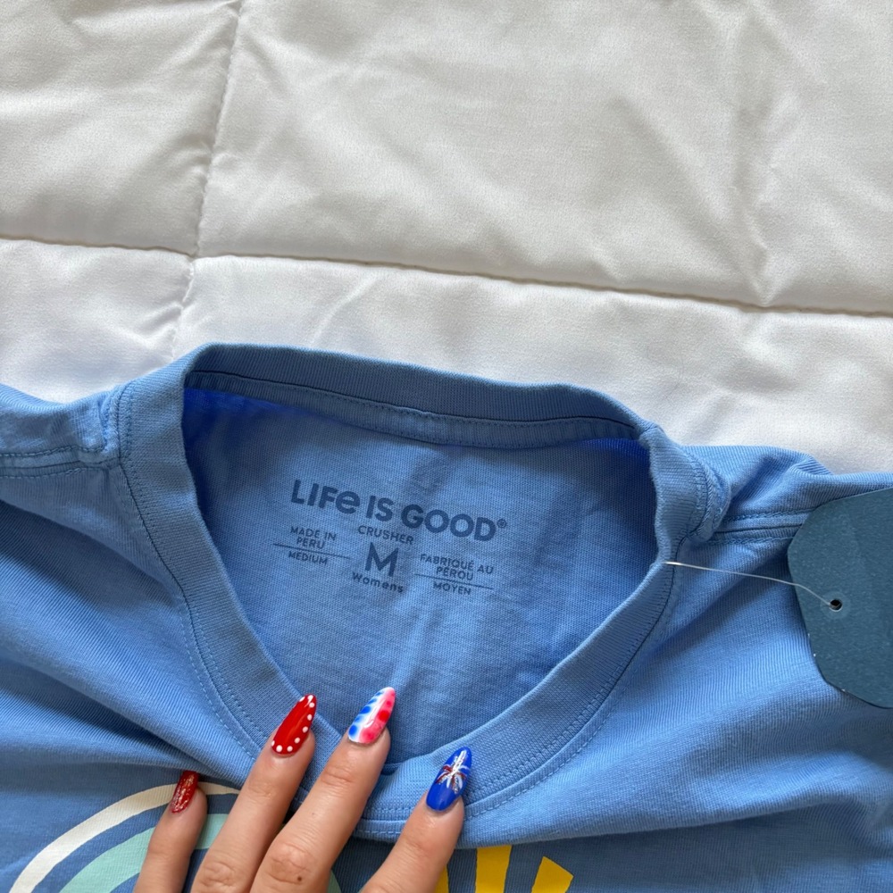 NWT Life is Good T Shirt Tee Womens Medium Blue 100% Cotton Wave Sun Heart Beach - Picture 3 of 7